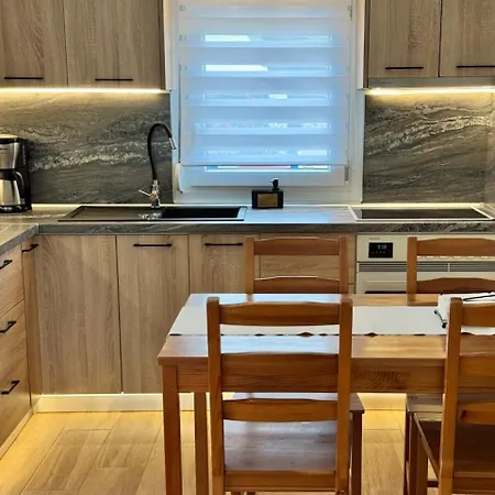 Feriehus Olive Treehouse Nea Poteidaia