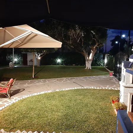 Ferienhaus Olive Treehouse Nea Poteidaia