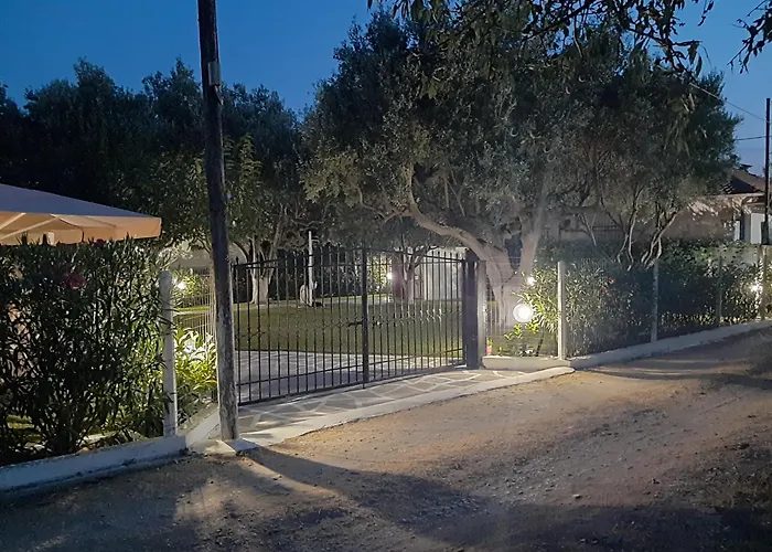 Olive Treehouse 度假居